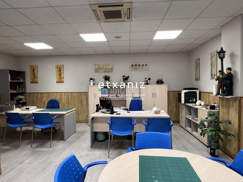 Foto e86bc962-35ed-4918-bf34-8c9f2a985af2. Local comercial a Lasarte - Oria