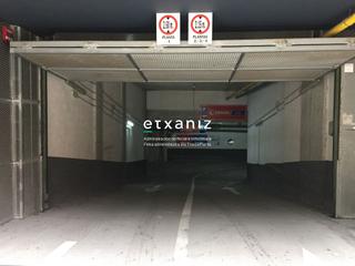 Location Parking voiture  Amara kalea. Raya de garaje en alquiler para moto.