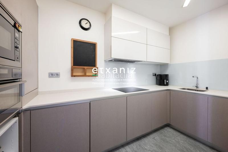 Foto c0120605-ca0a-4956-8e2f-fca73ed331a9. Appartement avec chauffage dans Ategorrieta-Ulía Donostia - San Sebastián