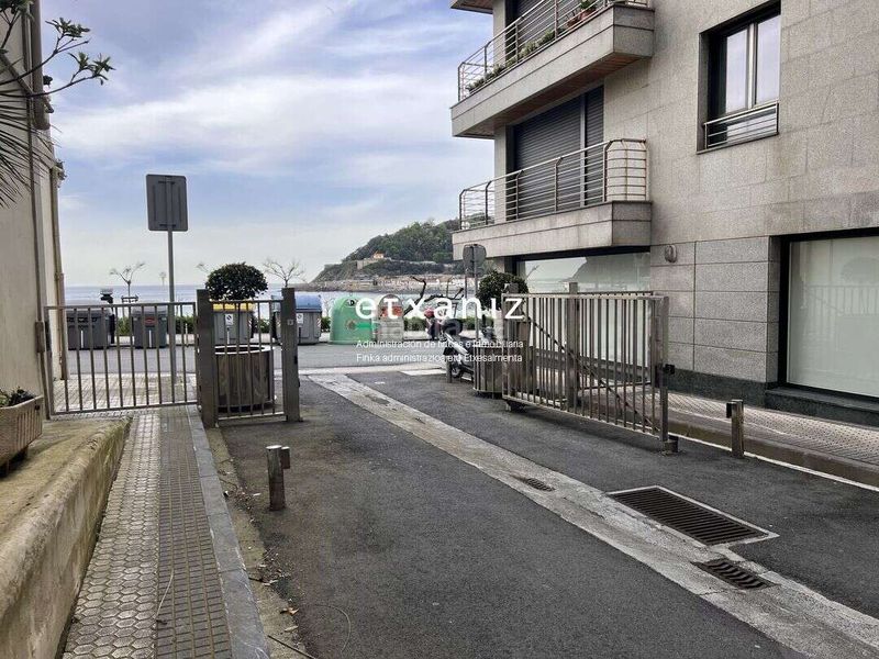 Foto d7ac1453-3996-4863-bf22-48af65ca35c5. Aparcament cotxe a Miraconcha Donostia - San Sebastián