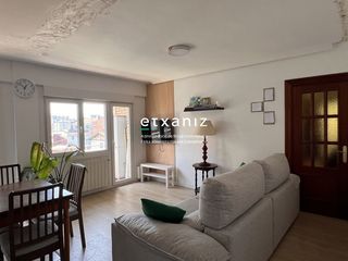Affitto Appartamento  Garro kalea. Piso en alquiler de temporada de septiembre a junio.
