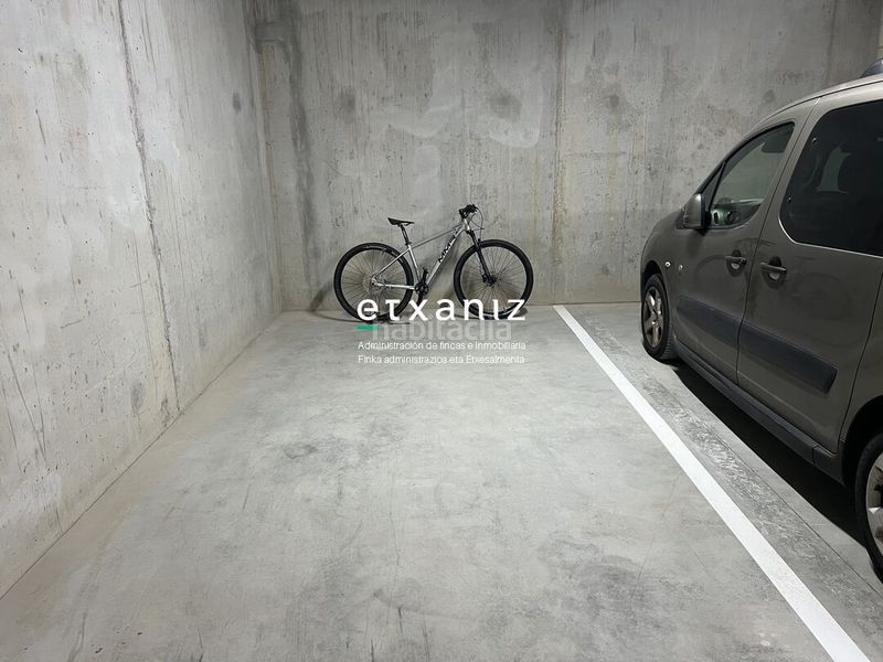 Foto 6d83a080-e015-4c99-b6f6-c204cbb8d3f3. Rent flat with heating parking pool in Andoain