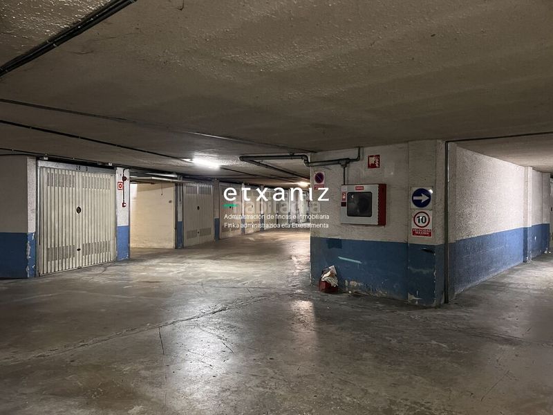 Foto 1286b099-80a8-4a92-a903-0ee3cb340117. Aparcament cotxe a Lasarte - Oria