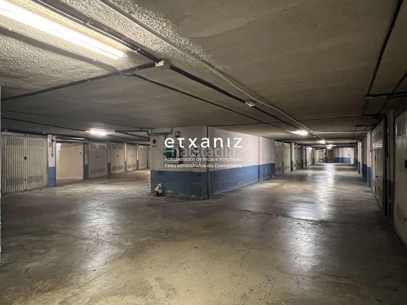 Foto 51c243de-87ef-41f3-a1d0-b4a9d3e4e1bd. Aparcament cotxe a Lasarte - Oria