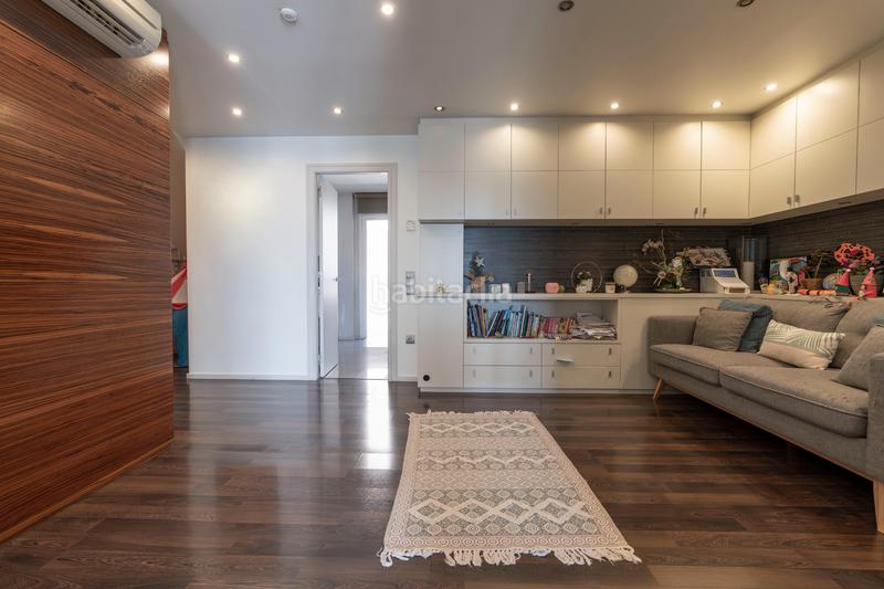 Foto 6d5c400b-8531-416c-8e72-29bd586d8668. Duplex avec cheminée chauffage parking dans Plaça Catalunya Manresa