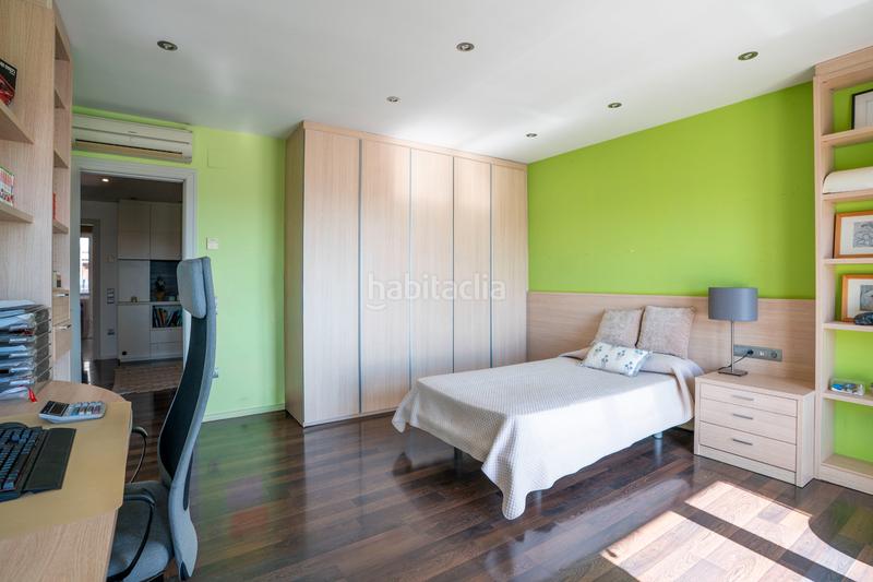 Foto 721b96a2-8a14-4dbf-b7d9-52ae66f95466. Duplex avec cheminée chauffage parking dans Plaça Catalunya Manresa