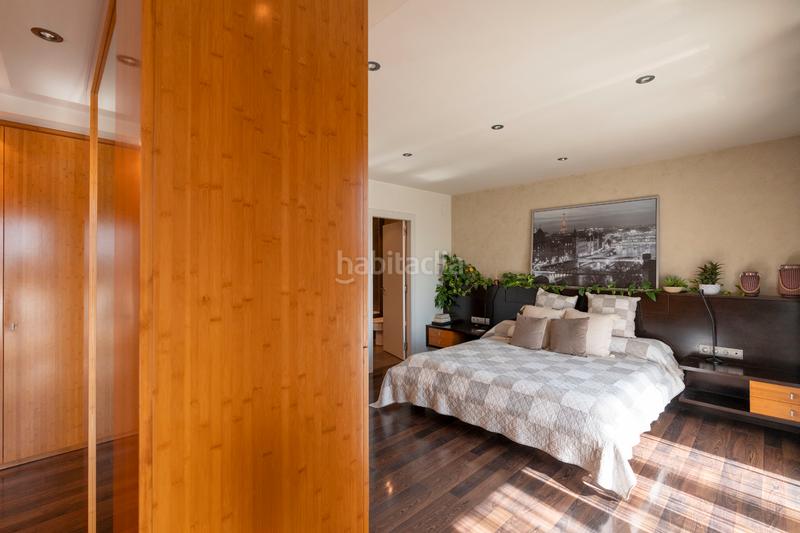 Foto 92a48f6b-d656-43e6-a900-df37170366ac. Duplex avec cheminée chauffage parking dans Plaça Catalunya Manresa