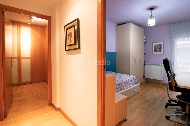 Foto 07866780-83f5-451f-856b-4be35d748969. Pis amb calefacció aparcament a Plaça Catalunya Manresa