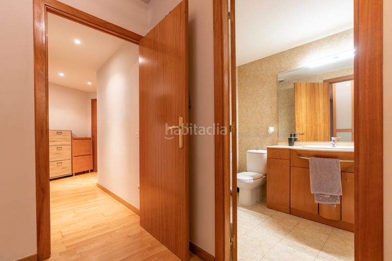 Foto 490dc774-29f8-4535-8726-e05d5a109df1. Pis amb calefacció aparcament a Plaça Catalunya Manresa