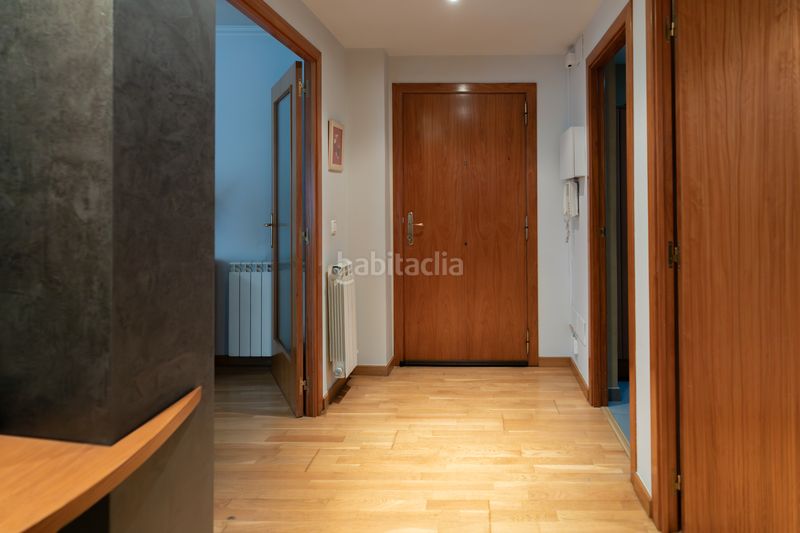 Foto c7230c59-fdff-4087-98cd-185d482af8dc. Pis amb calefacció aparcament a Plaça Catalunya Manresa