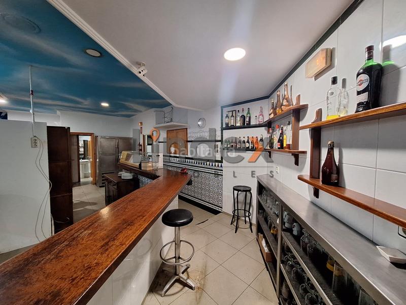 Foto 62996de0-3a92-4edb-8467-fa1f759d9387. Geschäftsraum mit heizung in Zona alta Arenys de Mar