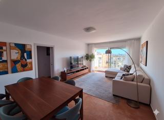 Flat  Carrer moragas i barret. Luminoso y con vistas espectaculares. 100m2 en el centro de pine