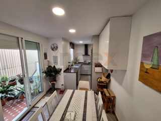 Appartement à Centre. En exclusiva: piso reformado con gran terraza privada en el casc