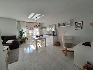 Chalet  Carrer de joan monjo i pons. En exclusiva. propiedad con 4 viviendas y vistas al mar