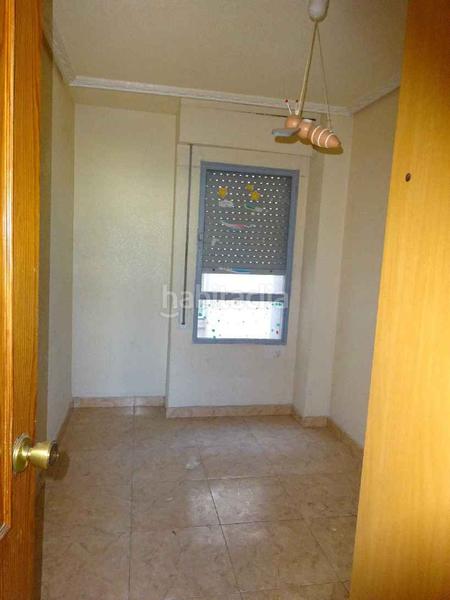 Foto 4102d6cf-1e7e-4b17-84a0-390c78e28328. Piso  en venta en elche en Carrús Este Elche / Elx