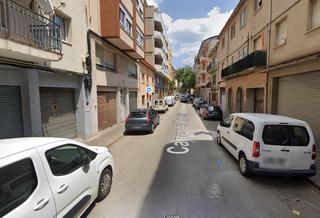 Flat  Carrer del montseny. Piso en carrer montseny