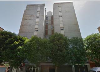 Pis  Carrer d'àngel guimerà. Piso en angel guimerà