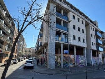 Foto 1a4338eb-7643-4c41-af8e-30bf30b684c8. Lloguer local comercial a La Devesa Girona