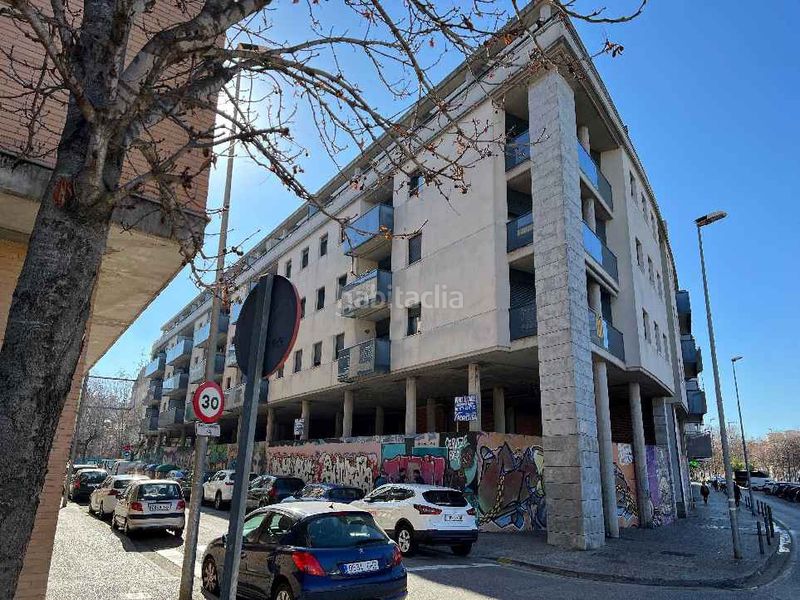 Foto 34aa8718-6404-4258-aad3-df5a1a50d768. Lloguer local comercial a La Devesa Girona