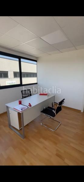 Foto 7d762217-6dae-4186-8ed1-fcb18887c190. Industrial building with heating in La Garena Alcalá de Henares