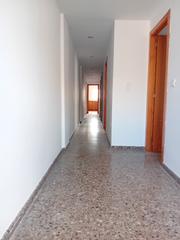 Lloguer Pis  Avinguda dels treballadors. Se alquila piso en olleria