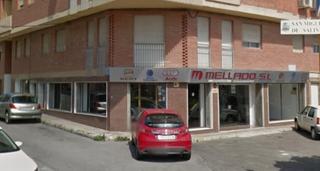 Location Local commercial  Calle 19 de abril