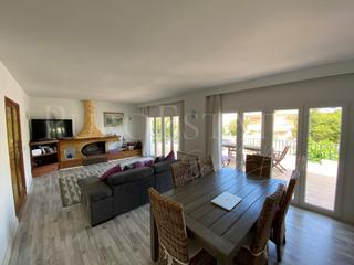 Attique à Port d´Alcúdia-Platja dÁlcúdia. Amplio ático de 5 habitaciones  estudio a 100 metros de la playa