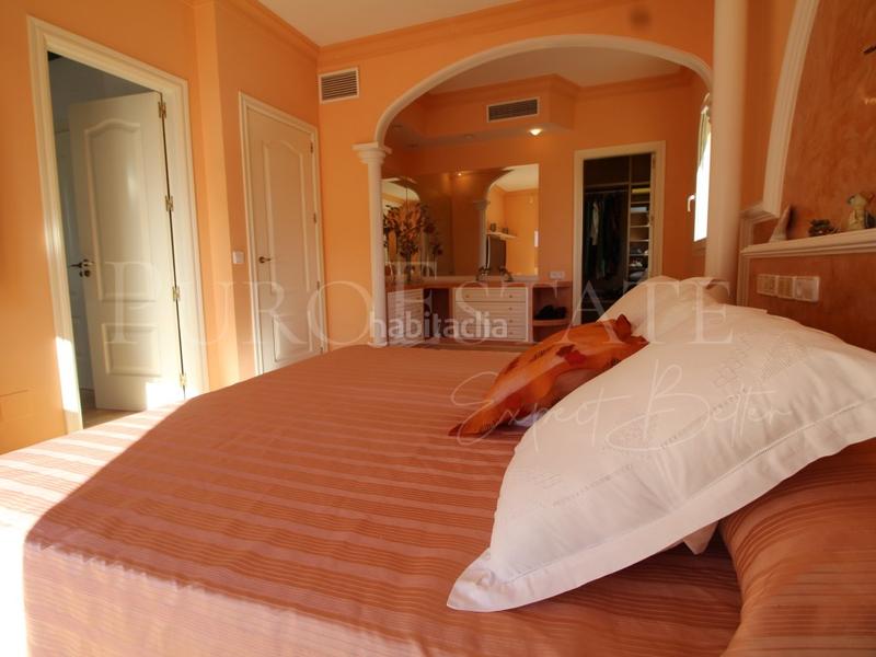 Foto c2a29f29-f94d-4333-aa28-60f88e134c3c. Chalet mansión en venta, Palmanova, calvia, mallorca inmobiliaria puro estate. en Calvià