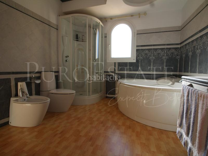 Foto ee219dc0-259f-4ae8-8ad0-d84bd1ca88aa. Chalet mansión en venta, Palmanova, calvia, mallorca inmobiliaria puro estate. en Calvià