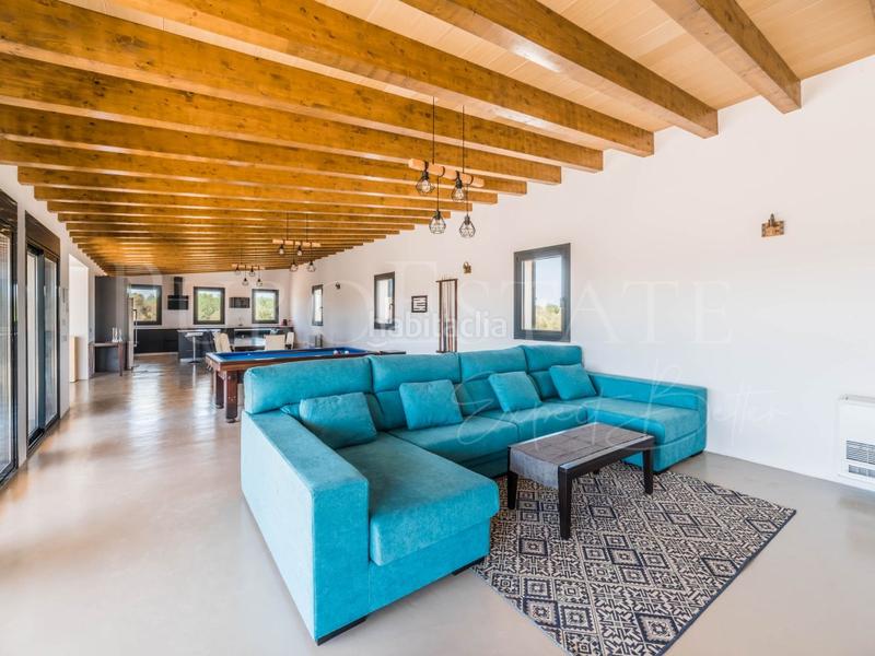 Foto 3157ce4f-8f60-4161-84d3-a129ee356c1f. Haus mit heizung parking pool in Zona Rústica - Interior Campos