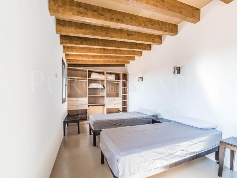 Foto eb3ec4d4-fb8c-4b42-b894-79cce109b21d. Haus mit heizung parking pool in Zona Rústica - Interior Campos