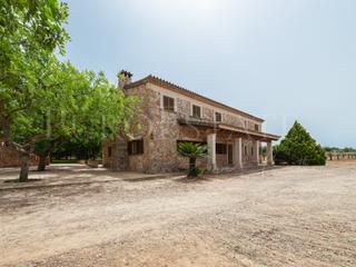 House in Santa Eugènia. Magnífica finca rústica en venta en carretera vieja de sineu  38