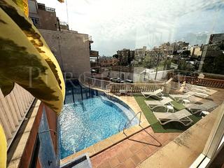 Pis a El Terreno. Maravilloso y tranquilo piso con terraza privada de 30 m2 y park