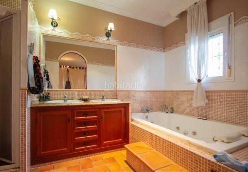 Foto 20c4efe9-986b-4b93-a4e3-147f86accb1e. Xalet amb aparcament a Las Lagunas - Campano Chiclana de la Frontera