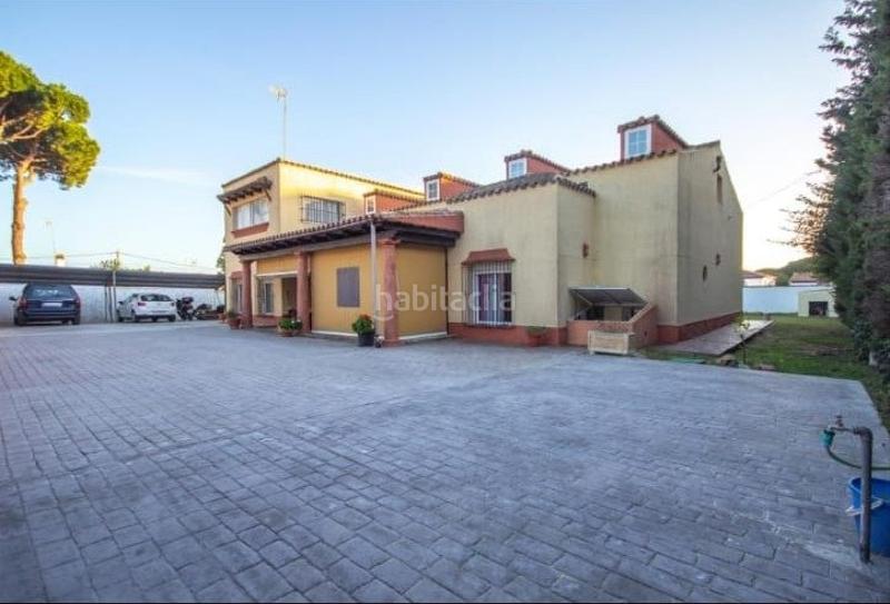 Foto 338e0930-30db-41ca-8dd6-3b764e8e77cc. Xalet amb aparcament a Las Lagunas - Campano Chiclana de la Frontera