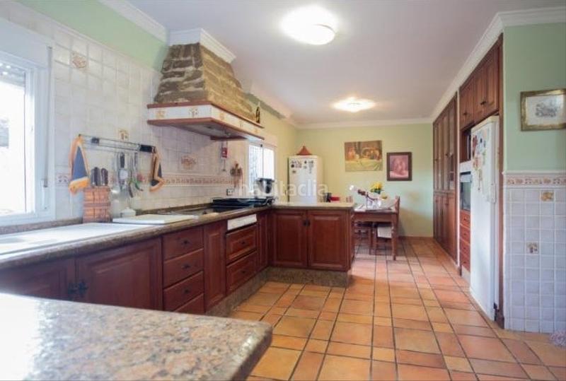 Foto 52504c82-e502-4be5-827a-039796968ef2. Xalet amb aparcament a Las Lagunas - Campano Chiclana de la Frontera