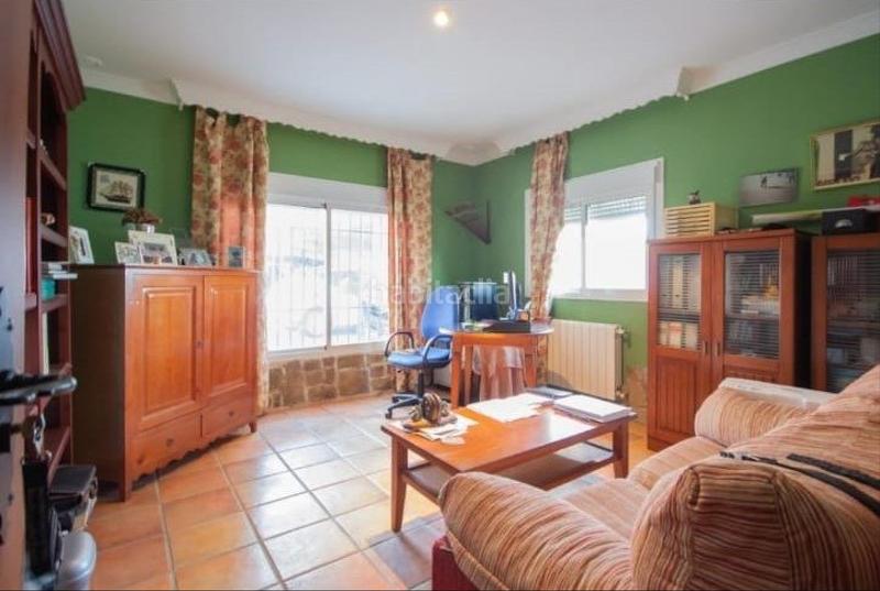 Foto 9e51b355-cc8e-4349-a7ef-3c5431eab780. Xalet amb aparcament a Las Lagunas - Campano Chiclana de la Frontera