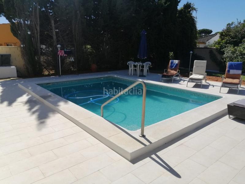 Foto b08d76aa-6295-4436-b896-c9bfe41f7911. Xalet amb aparcament a Las Lagunas - Campano Chiclana de la Frontera