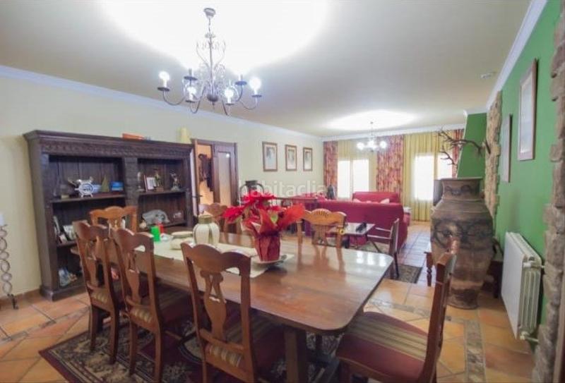 Foto b5660cac-f958-4dc6-ad93-9eb0a7e3fb7a. Xalet amb aparcament a Las Lagunas - Campano Chiclana de la Frontera