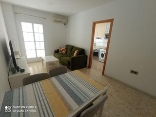 Rent Flat in Núcleo urbano. Alquiler de piso de septiembre a junio