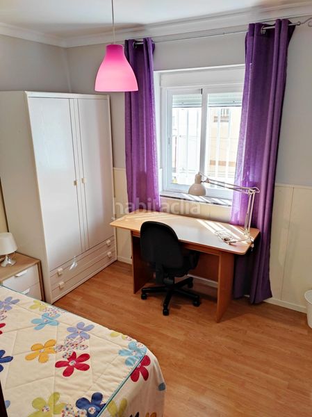Foto ecf1067d-2c09-4718-b0f3-c5216ca03a3d. Rent flat with parking in Centro Puerto Real