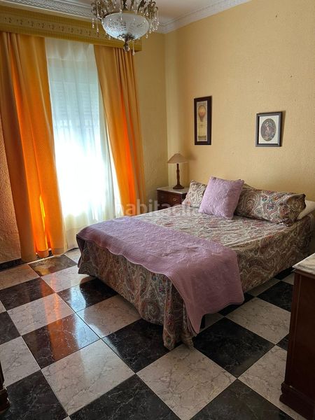 Foto c9dbaff5-d1b4-41b7-9f34-f70b5bc301b7. Casa amb aparcament a Núcleo urbano Chiclana de la Frontera