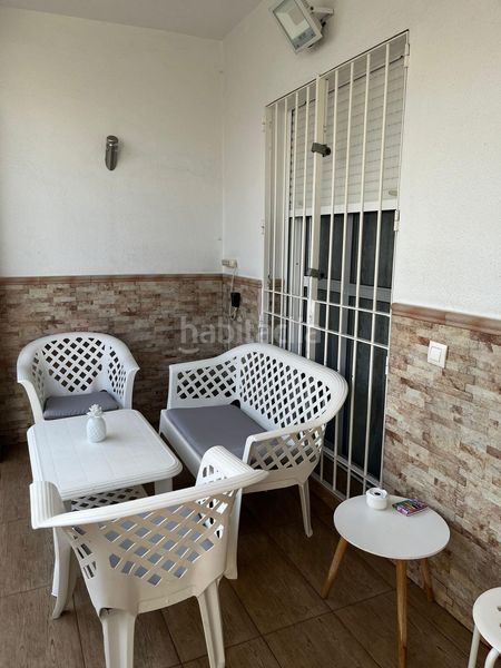 Foto b7e2086e-130b-498c-b04a-64662a6e45f0. Casa adossada amb calefacció aparcament a Centro Puerto Real