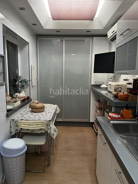 Foto c4ab792b-f91b-43e8-bf76-635cc323ef2c. Casa adossada amb calefacció aparcament a Centro Puerto Real