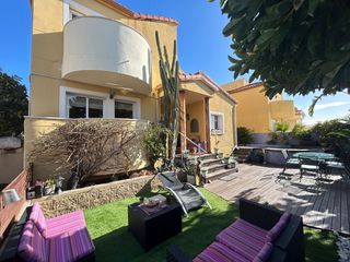 Casa a Quatre Camins