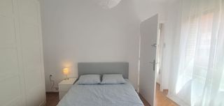 Lloguer Pis a Barris Marítims. Habitación en alquiler en barrios maritimos, 4 dormitorios.