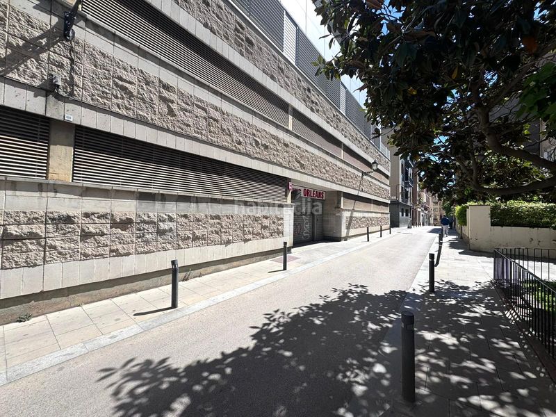 Foto 5c346871-5a08-4b80-acdc-e69d8464b1c0. Aparcament cotxe a Sarrià Barcelona