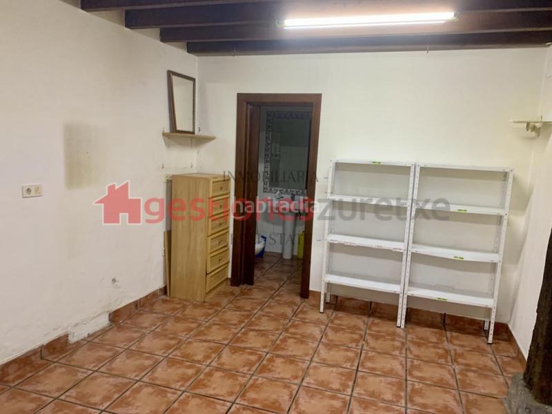 Foto 29a63707-76c1-4ee3-8149-b0aacfe31056. Alquiler local comercial alquiler de local comercial en el Casco Viejo en Bilbao