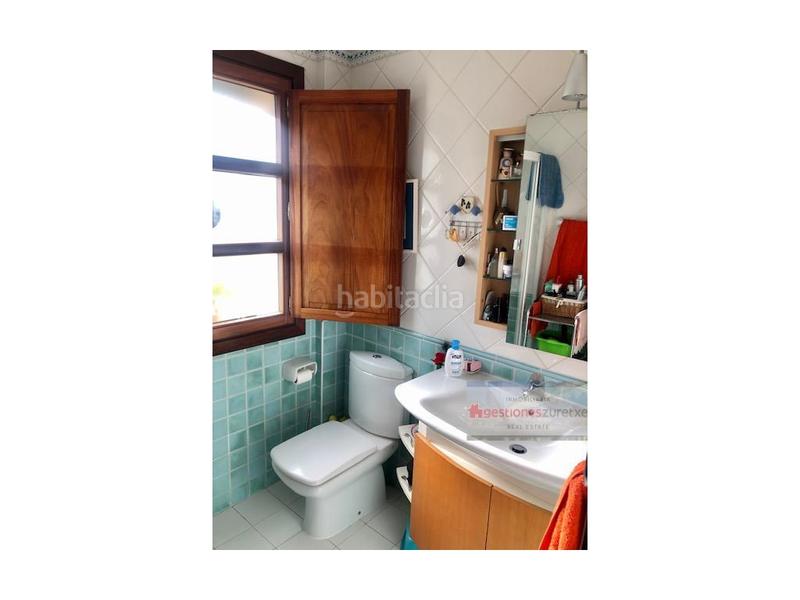 Foto 1a002e7d-d8fe-4c0c-9b30-bd3a6303803b. Chalet avec parking dans La Peña Bilbao