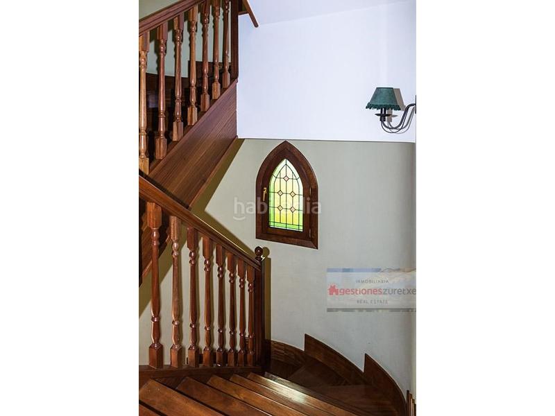 Foto 3b285a59-74d3-4a41-a323-fb9a2083910c. Chalet avec parking dans La Peña Bilbao